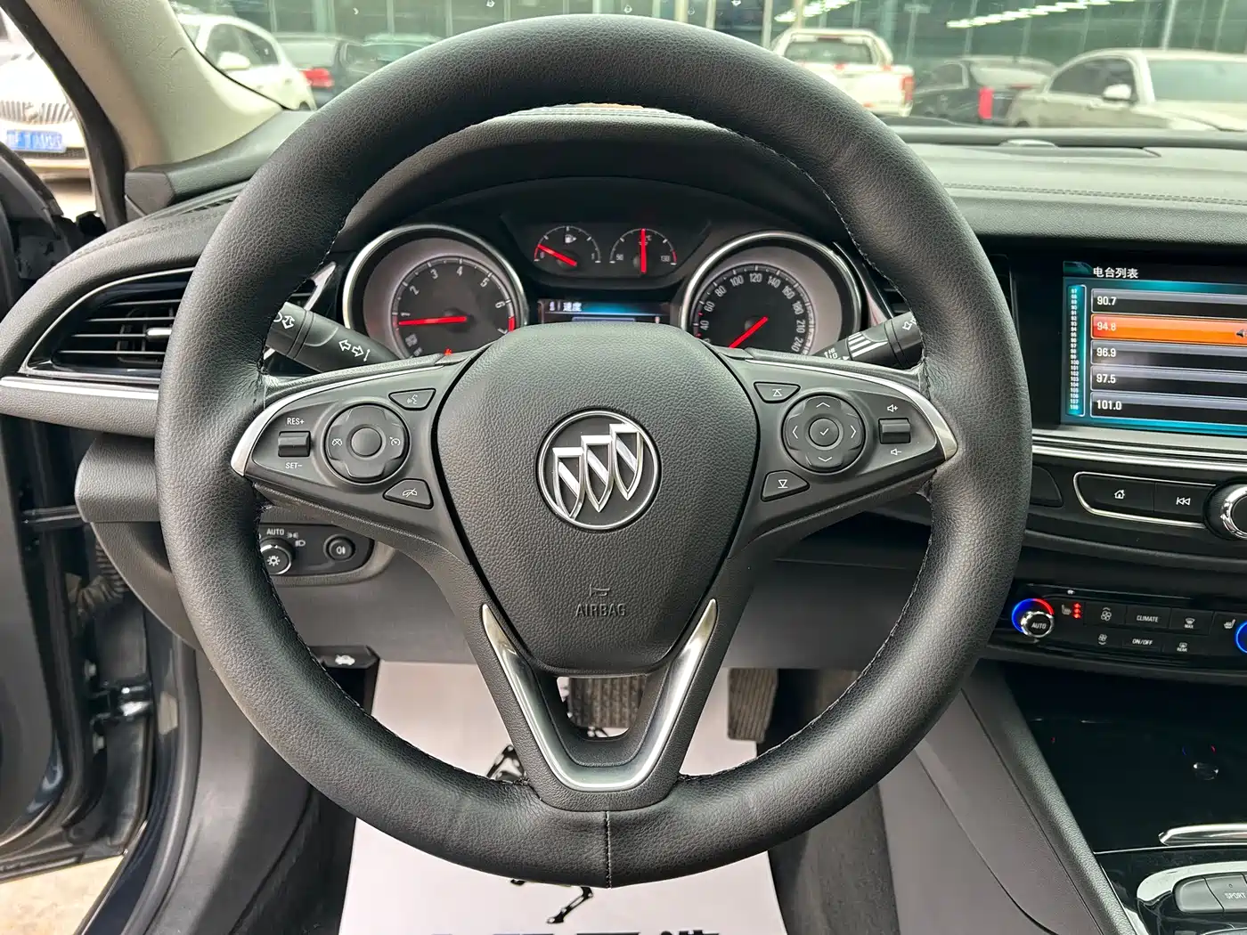 Buick Regal 2019 20T Luxury China VI фото 7