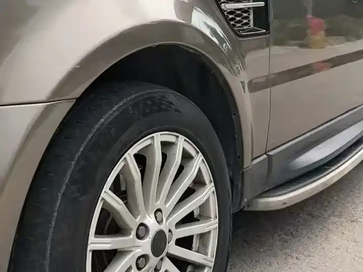 Land Rover Range Rover Sport 2012 3.0 TDV6 HSE Diesel Version фото 4