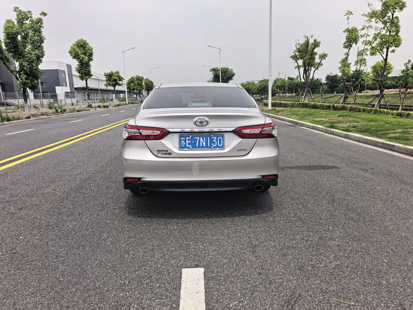 Toyota Camry 2018 2.0G Luxury Edition фото 13