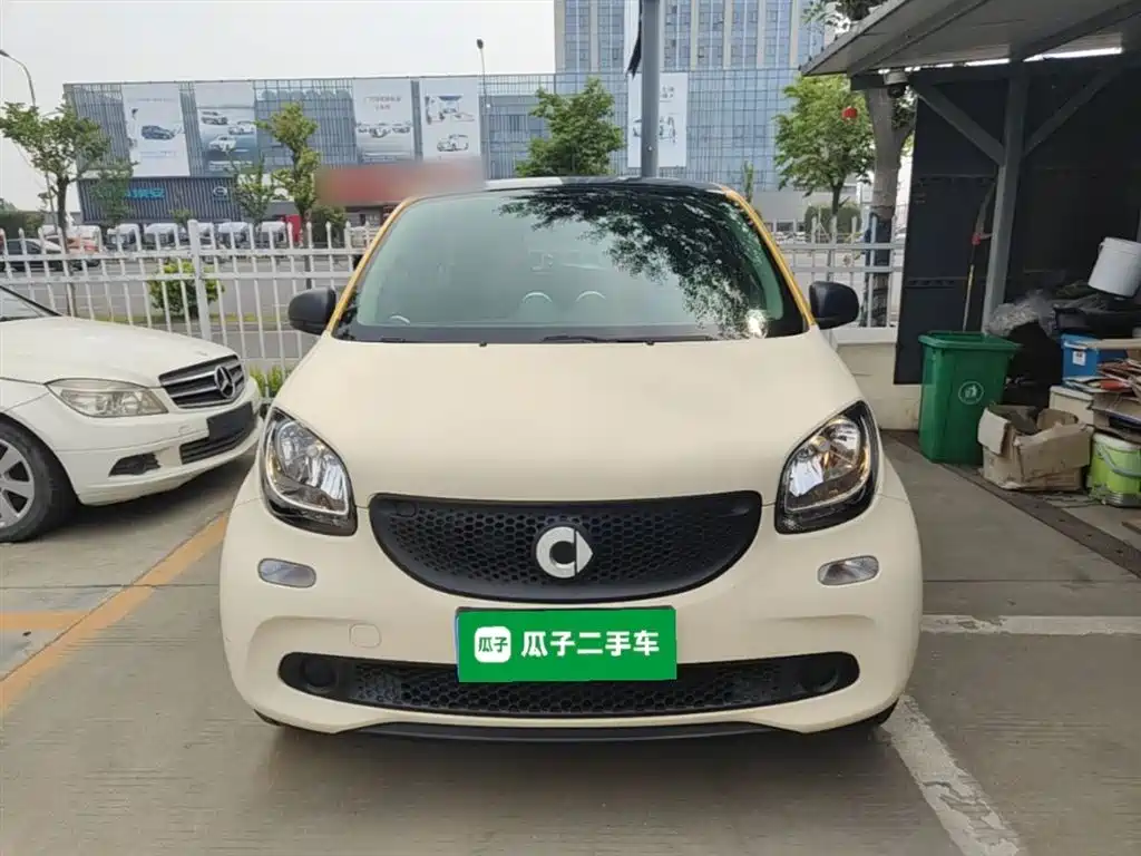 smart forfour 2017 2016 1.0L 52kW Agile Edition