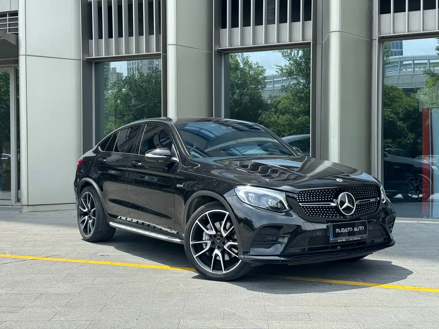 Mercedes-Benz GLC Coupe AMG 2017 AMG GLC 43 4MATIC Coupe SUV фото 2