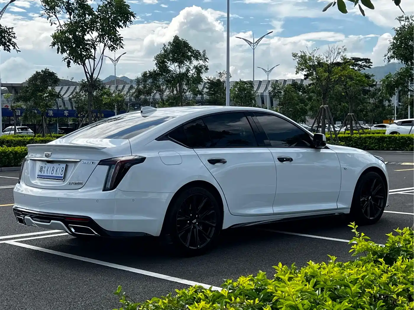 Cadillac CT5 2022 28T Platinum Super Cruise Edition фото 4