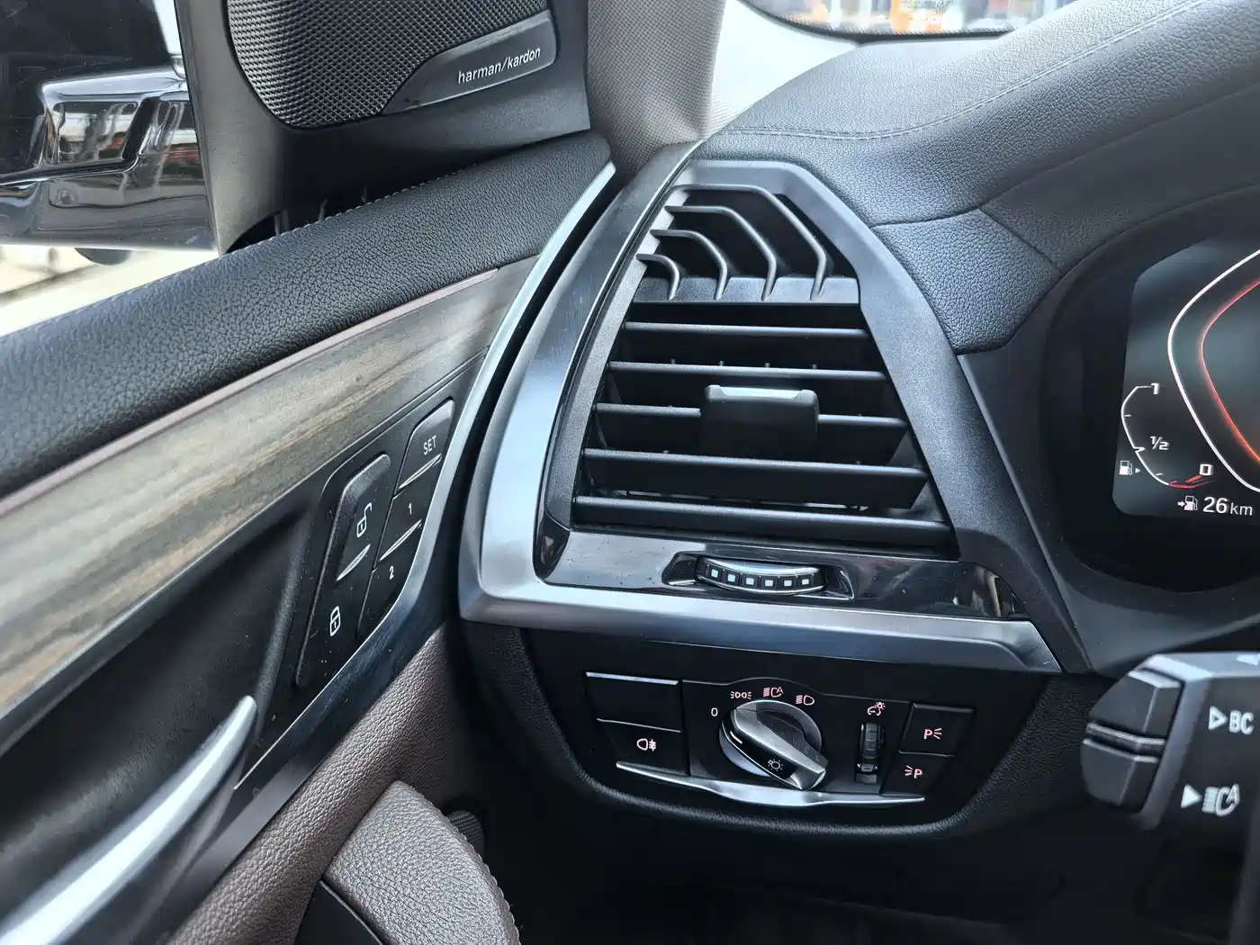 BMW X3 2021 xDrive28i Luxury Package фото 43