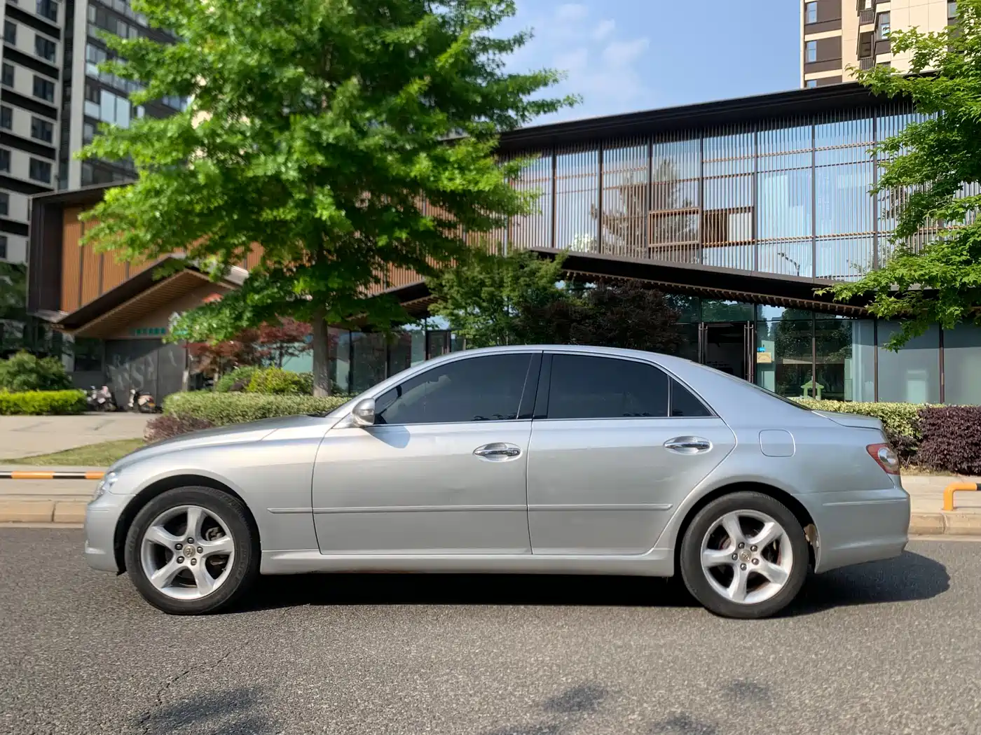 Toyota Reiz 2008 2.5S Special Navigation Edition фото 4