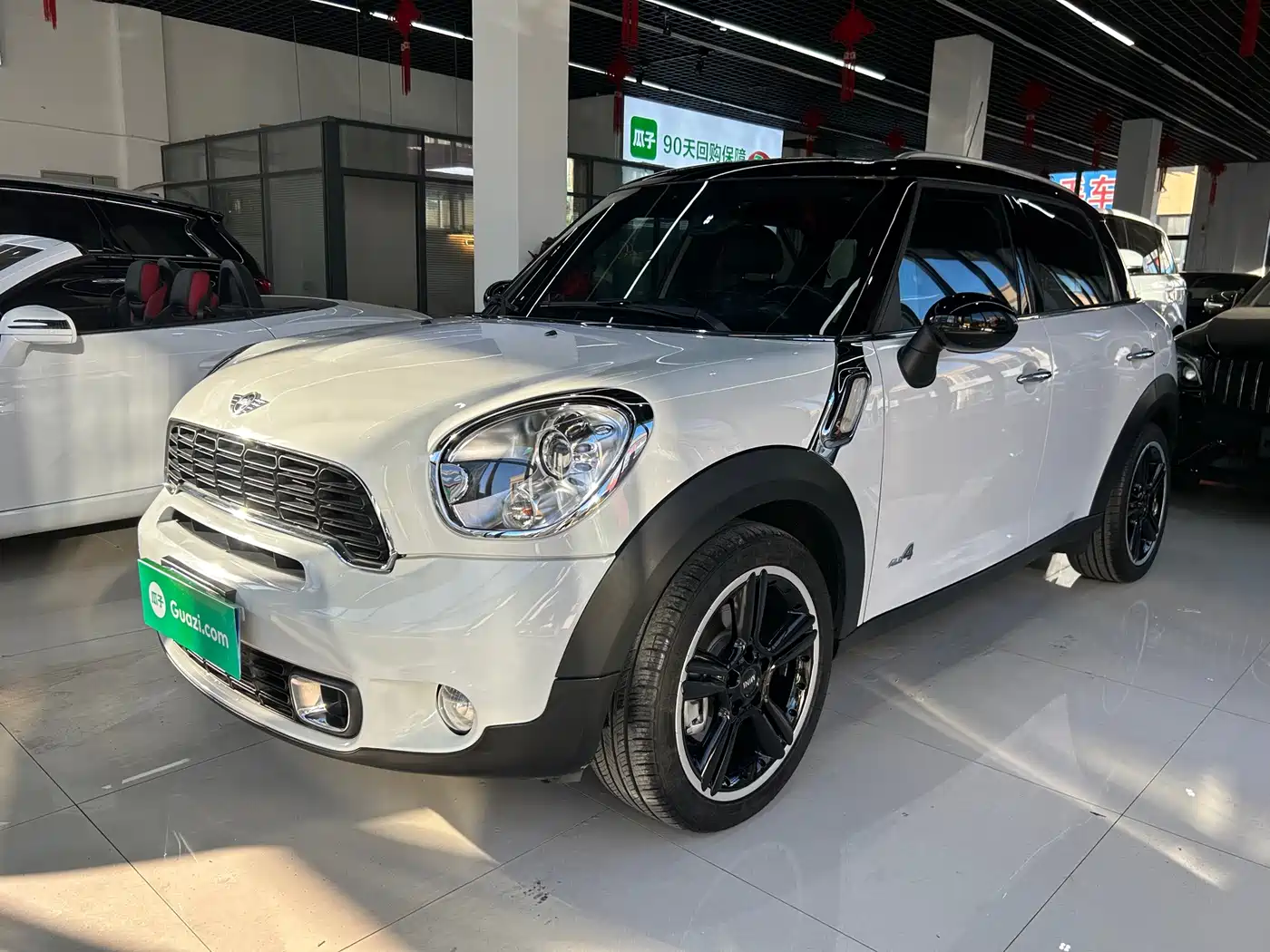 Фото 1 - MINI COUNTRYMAN