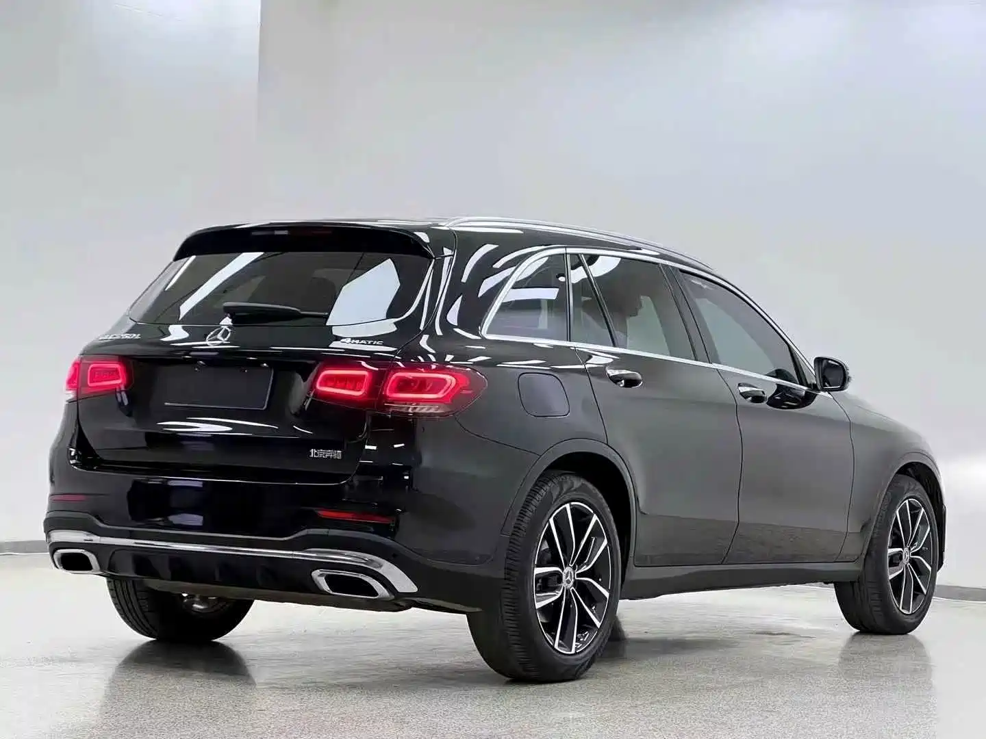 Фото 9 - Mercedes-Benz GLC