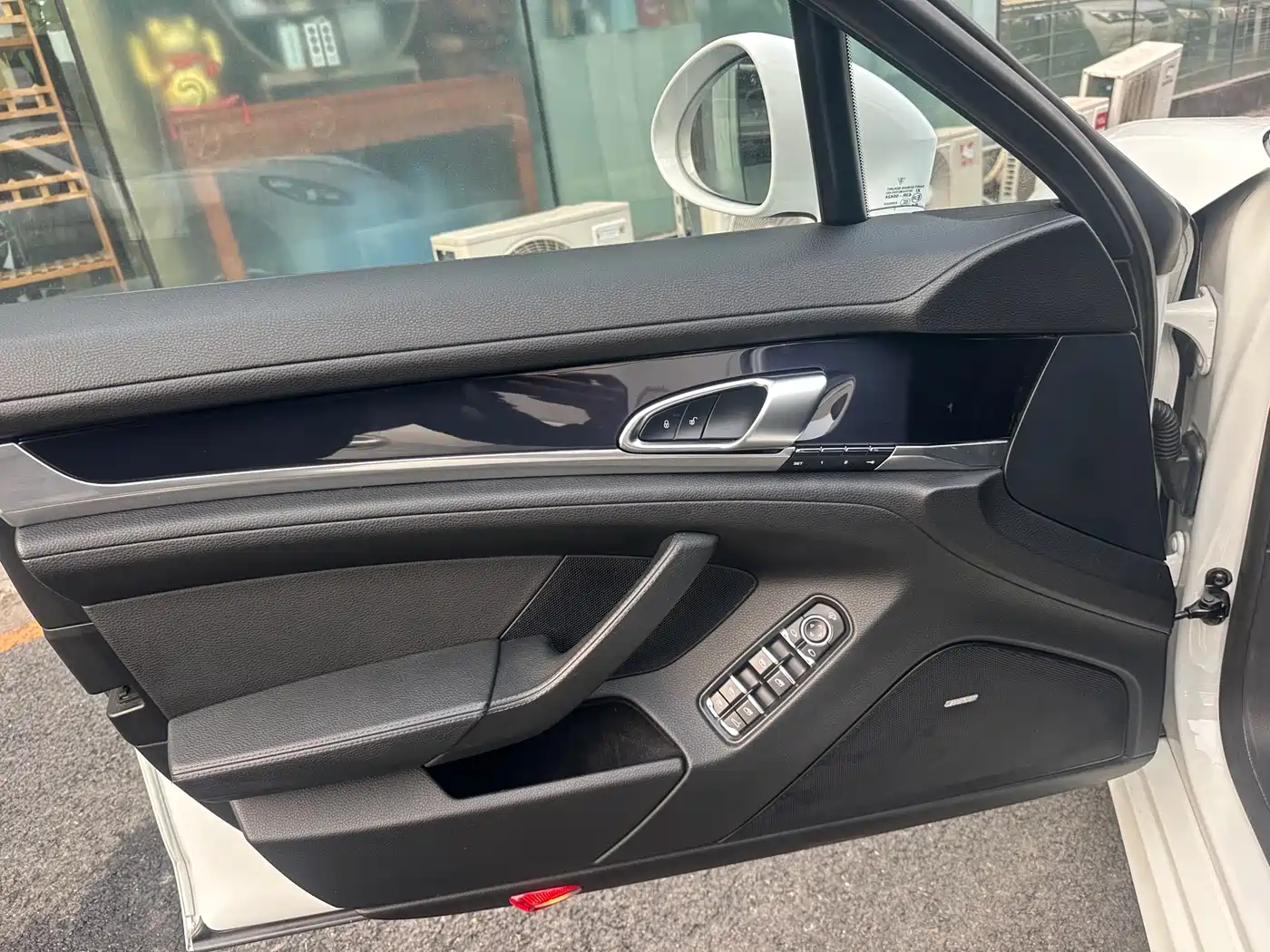 Porsche Panamera 2014 Panamera 4 3.0T фото 3