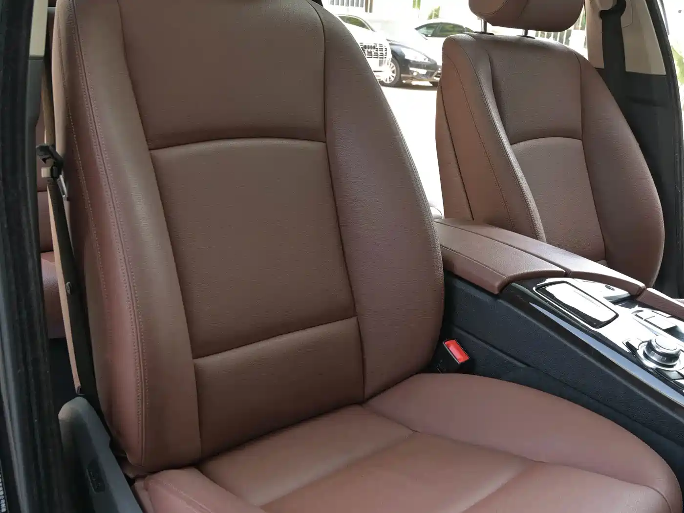 BMW 5 Series 2017 525Li Leading Edition фото 17