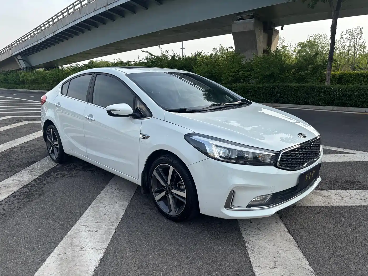 Kia K3 2017 1.6L Automatic 15th Anniversary Special GLS фото 3