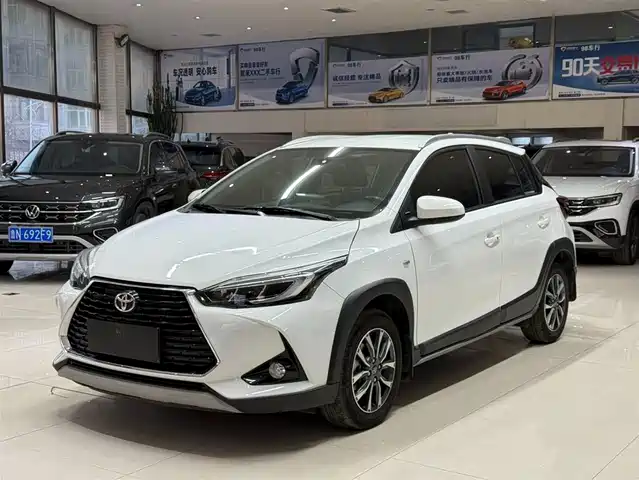 TOYOTA YARIS L ZHIXUAN