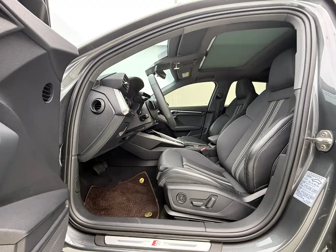Audi A3 2023 Facelift Sportback 35 TFSI Fashion Sport фото 20