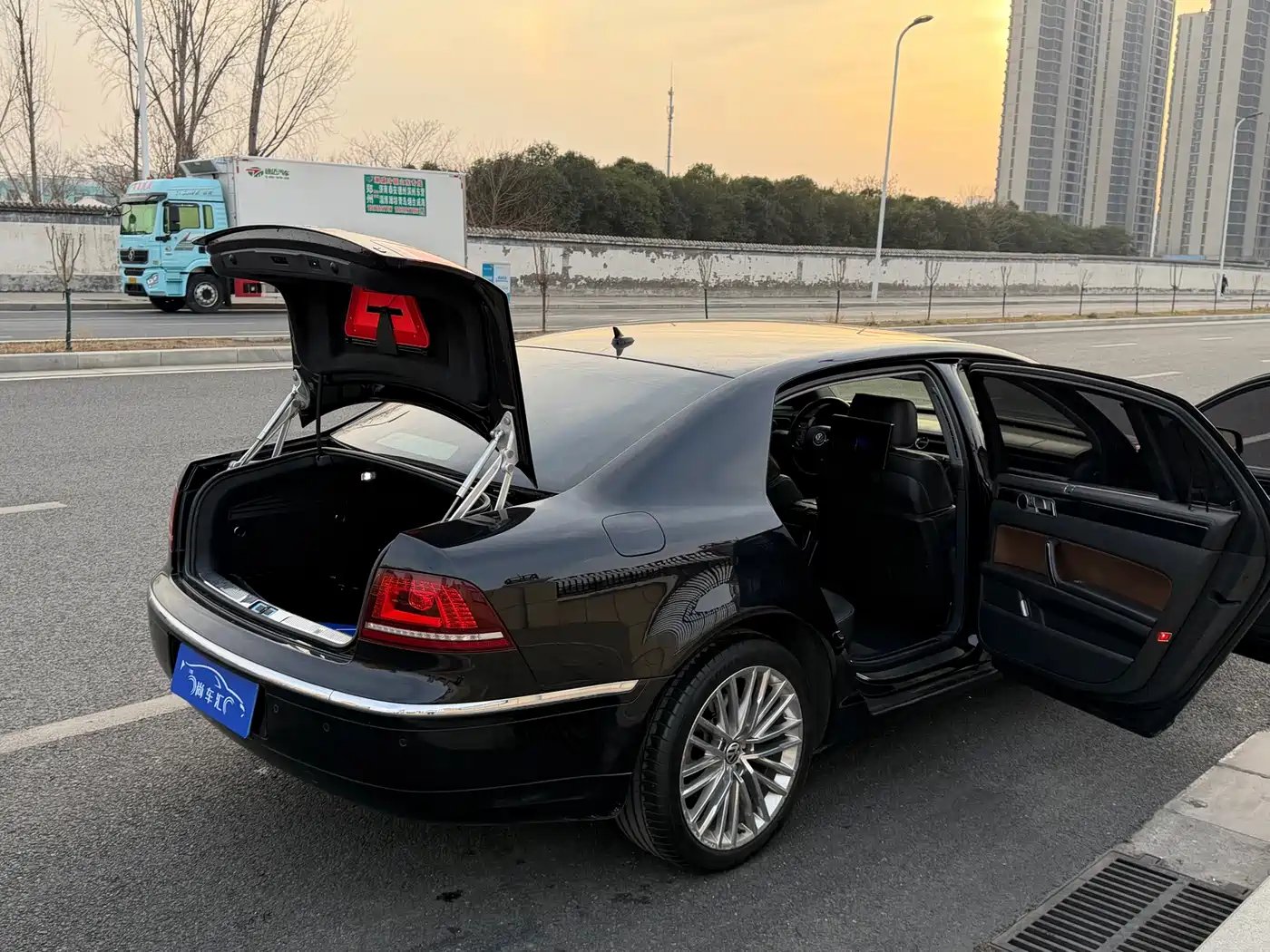 Volkswagen Phaeton 2016 2015 Model 3.0L Exclusive Edition