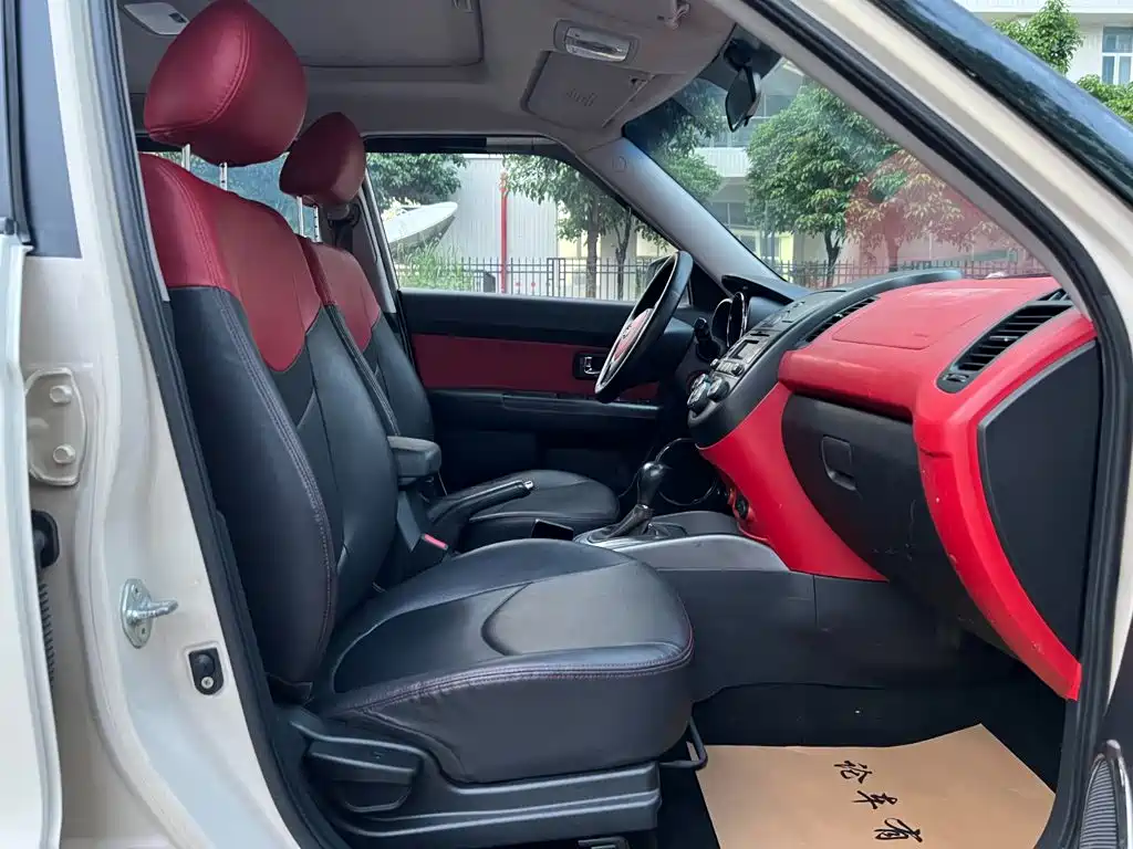 Kia Soul 2013 2012 1.6L AT GLS