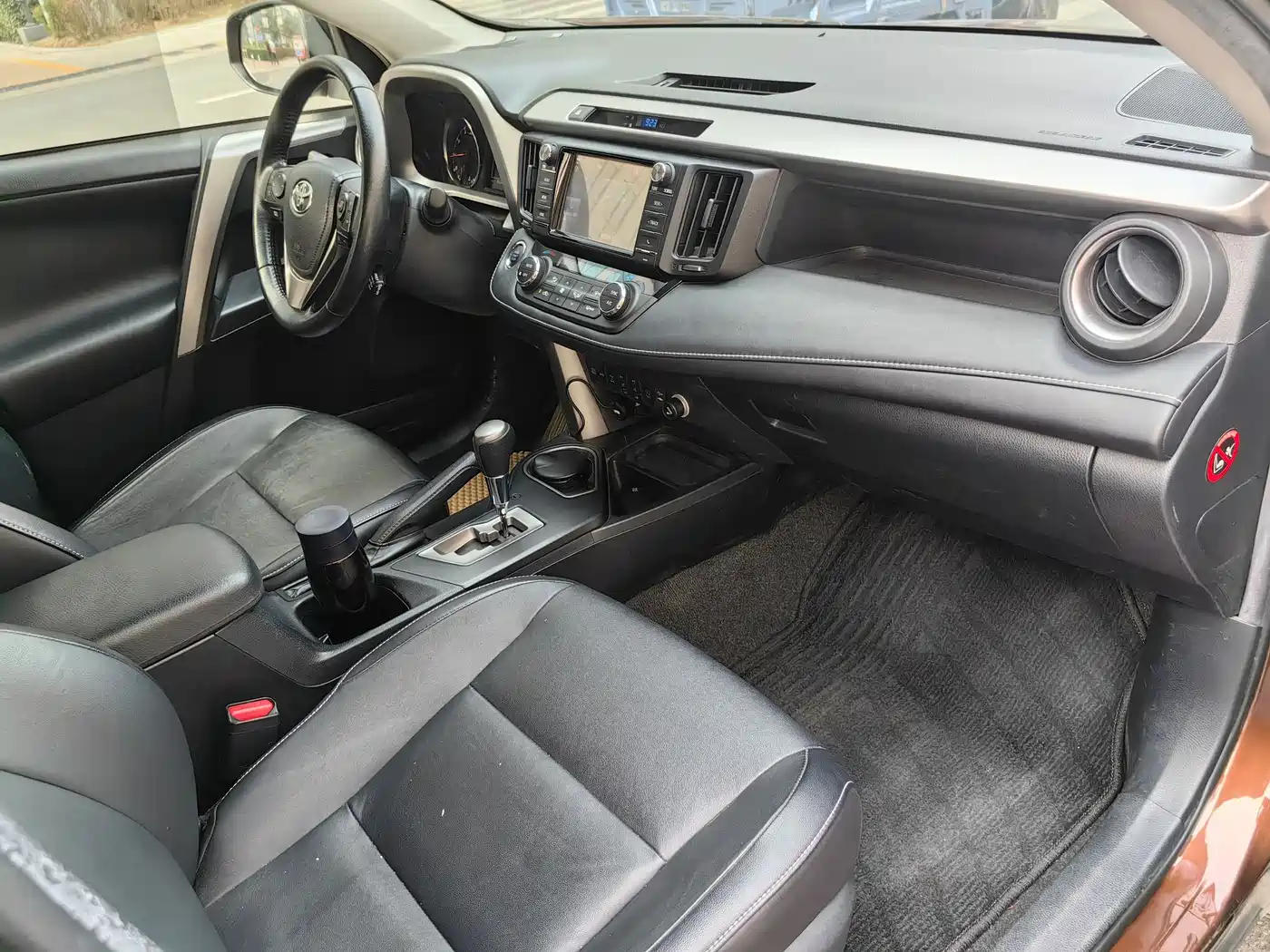 Toyota RAV4 Rongfang 2018 2.5L Automatic 4WD Elite i Edition фото 10