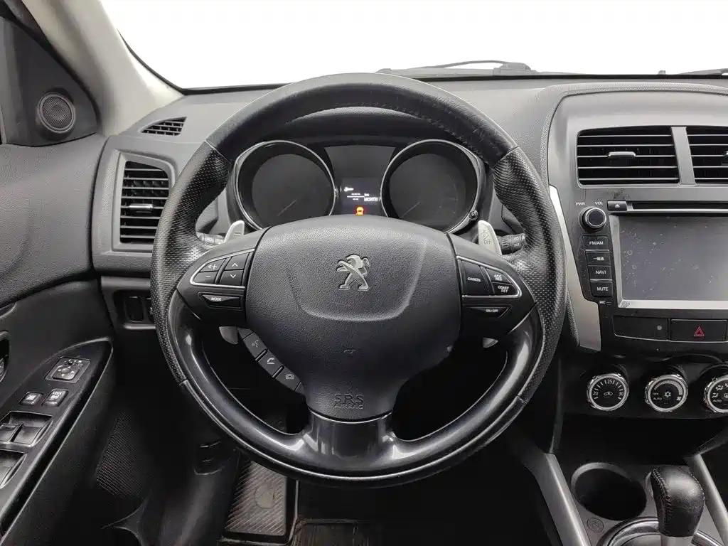 Peugeot 4008 (Import) 2014 2013 2.0L 2WD Luxury