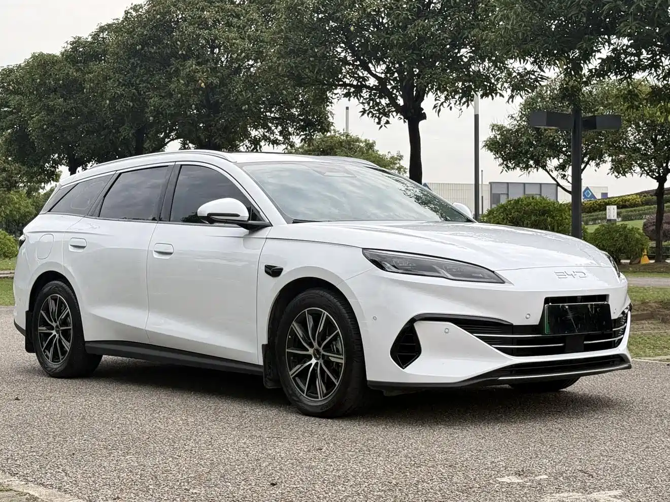 BYD Seal 06 DM-i Touring 2025 DM-i 80KM Premium фото 2