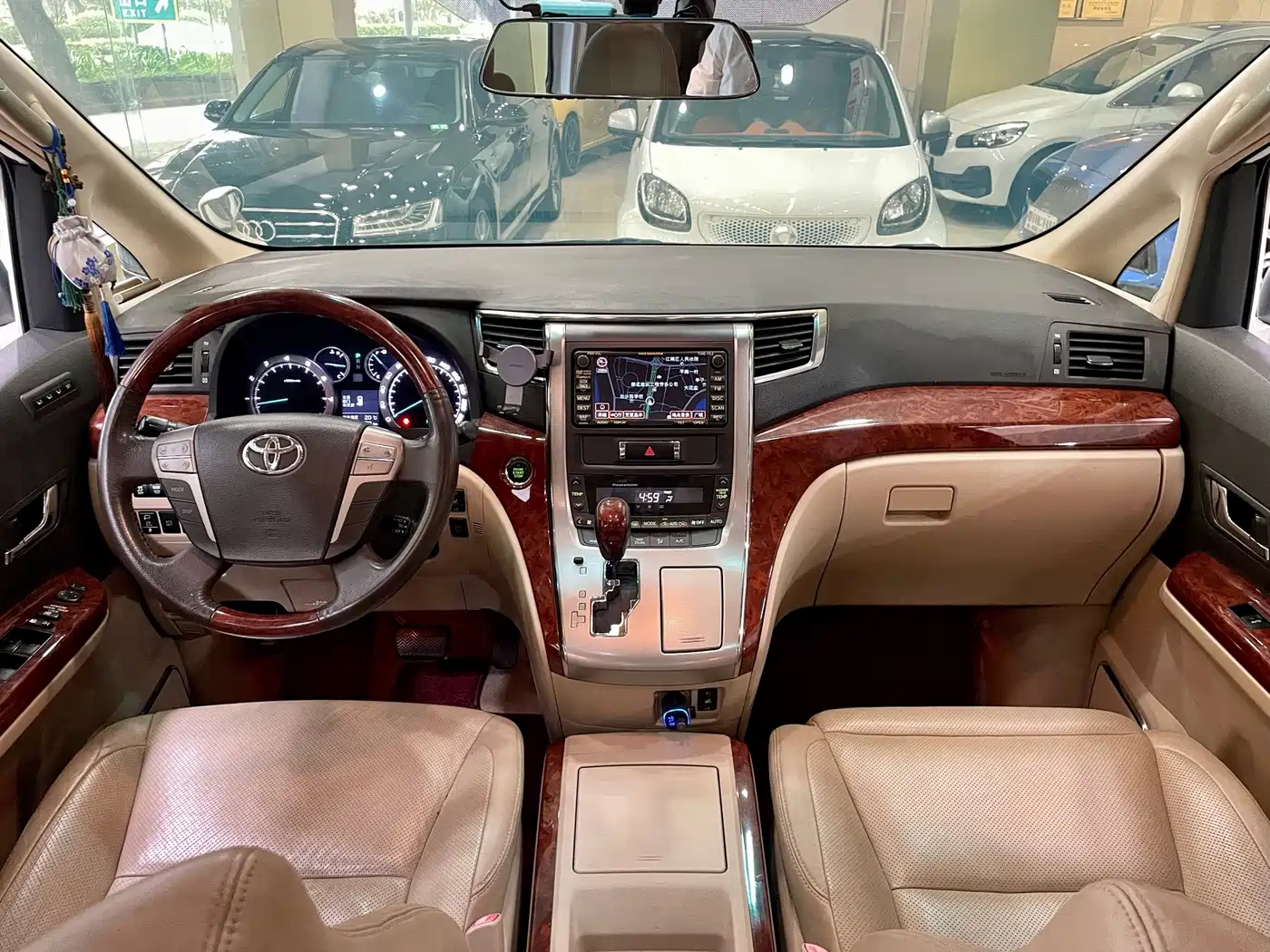 Toyota Alphard 2010 2011 3.5L Luxury Edition