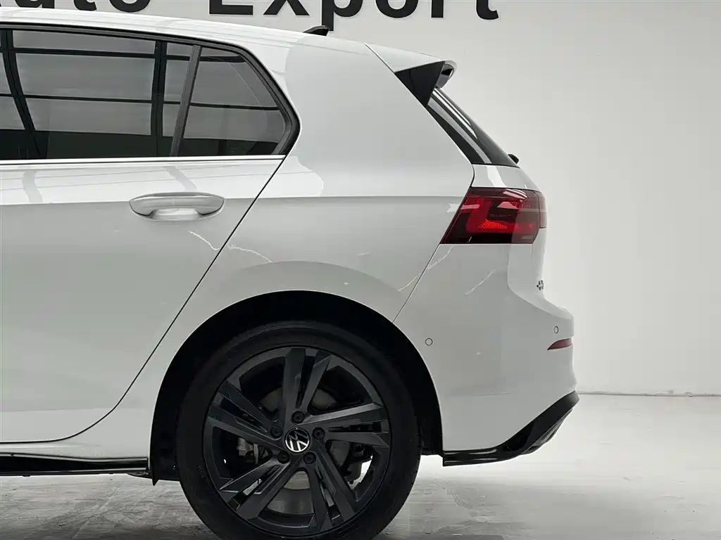 Volkswagen Golf 2021 280TSI DSG R-Line фото 13