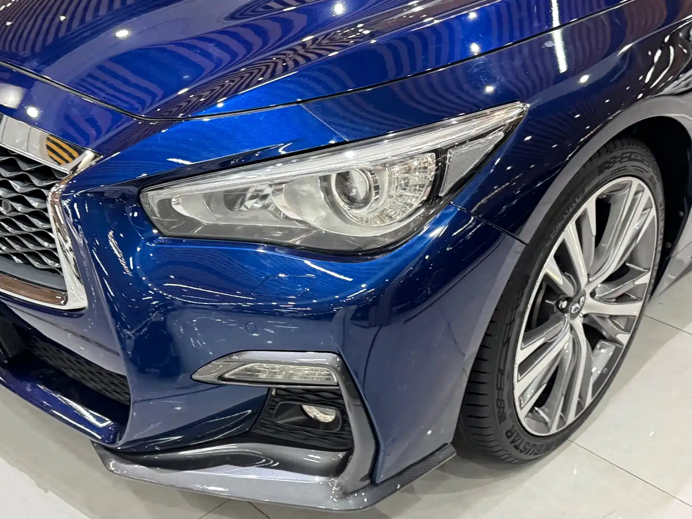 Фото 10 - Infiniti Q50L
