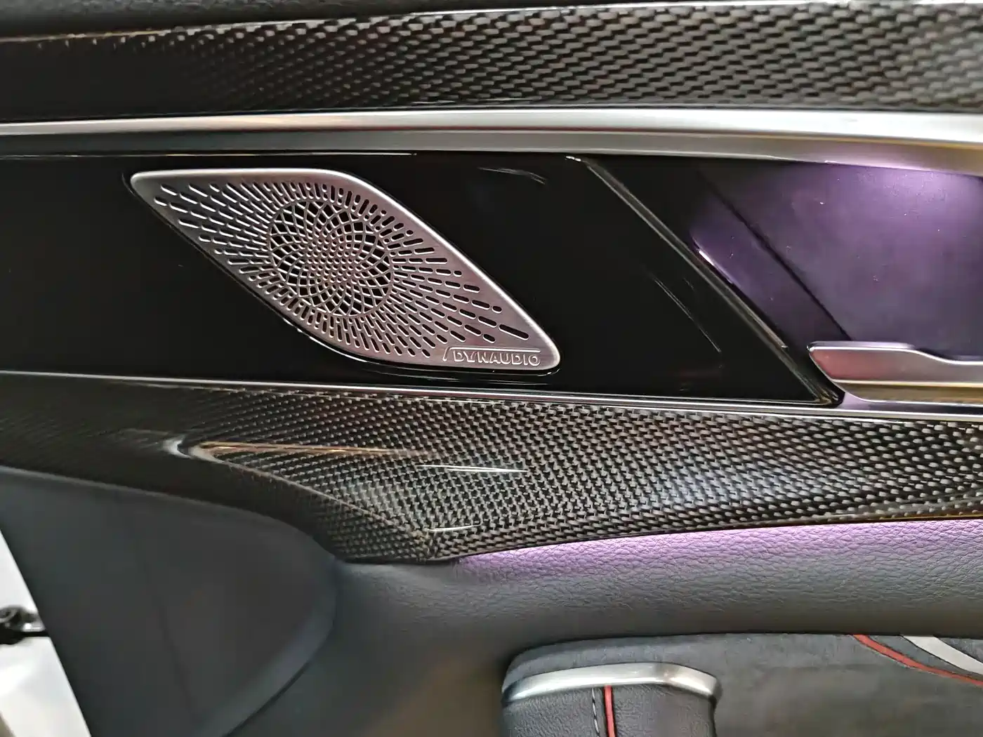 Hongqi H6 2024 2024 Model 2.0T Fashion Edition