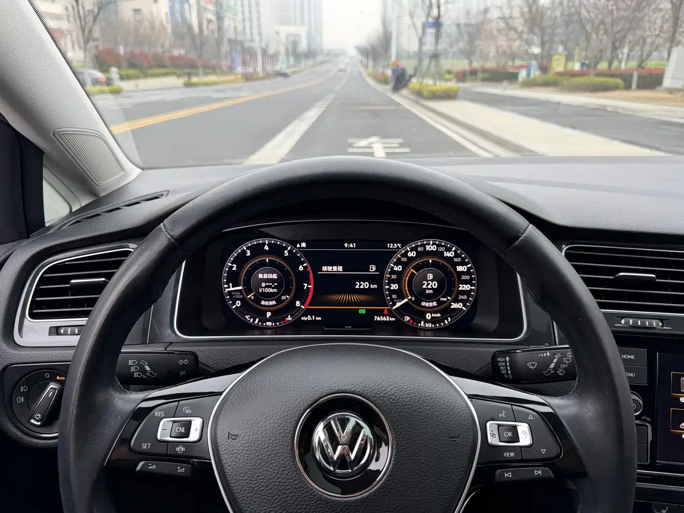Volkswagen Golf 2020 Beloved Edition 280TSI DSG Luxury фото 18