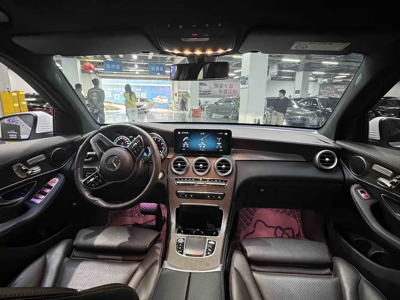 Mercedes-Benz GLC 2020 GLC 260 L 4MATIC Luxury фото 6