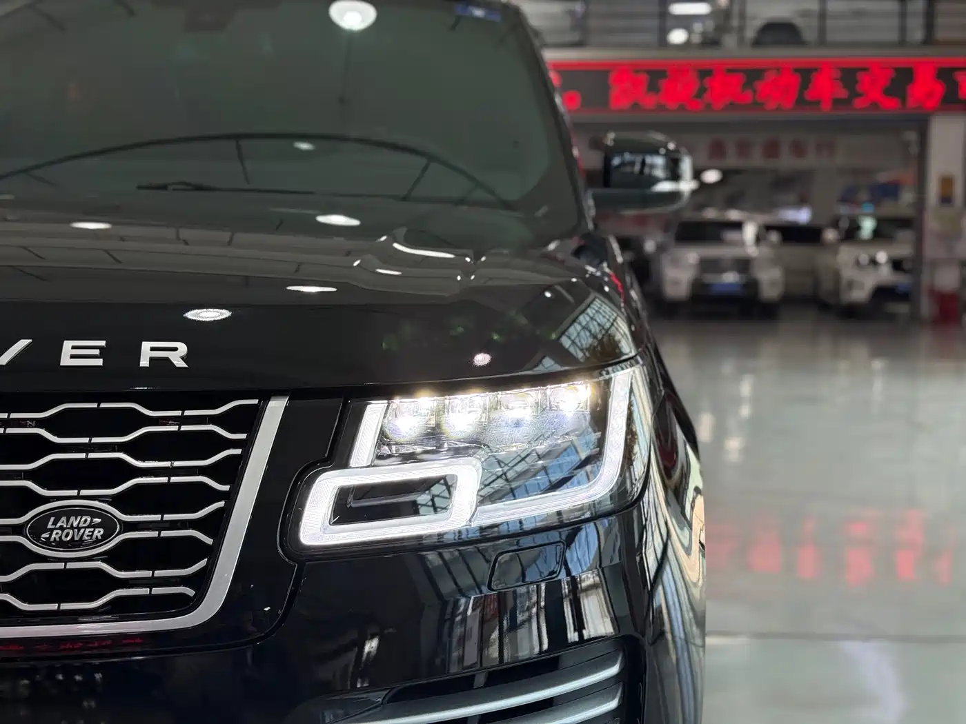 Land Rover Range Rover 2014 3.0 SC V6 Vogue фото 8