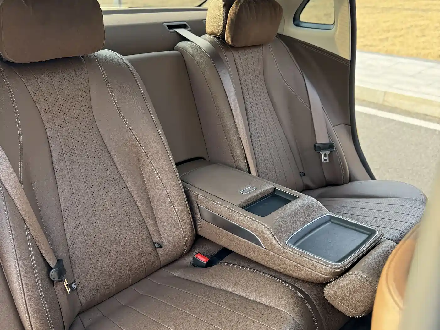 Mercedes-Benz E-Class 2023 E 300 L Fashion фото 10