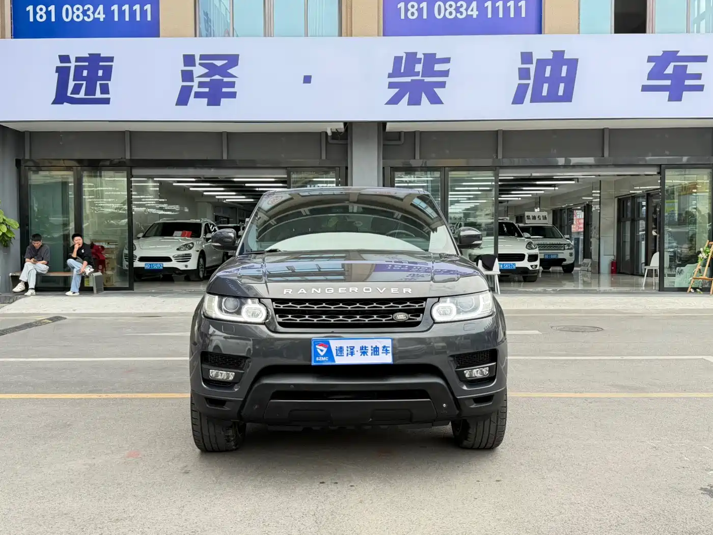 Land Rover Range Rover Sport 2015 3.0 SDV6 HSE фото 2