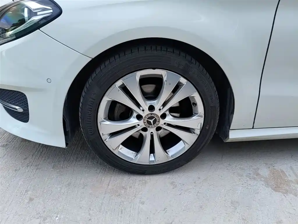 Mercedes-Benz B-Class 2019 B 200 Dynamic фото 23