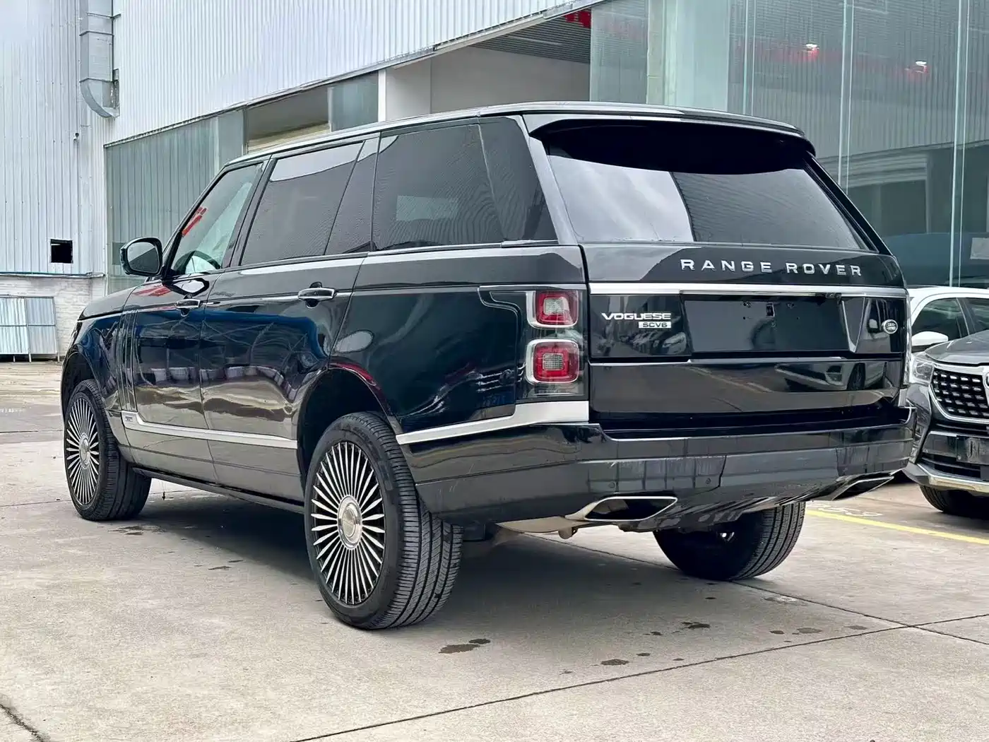 Фото 4 - Land Rover Range Rover