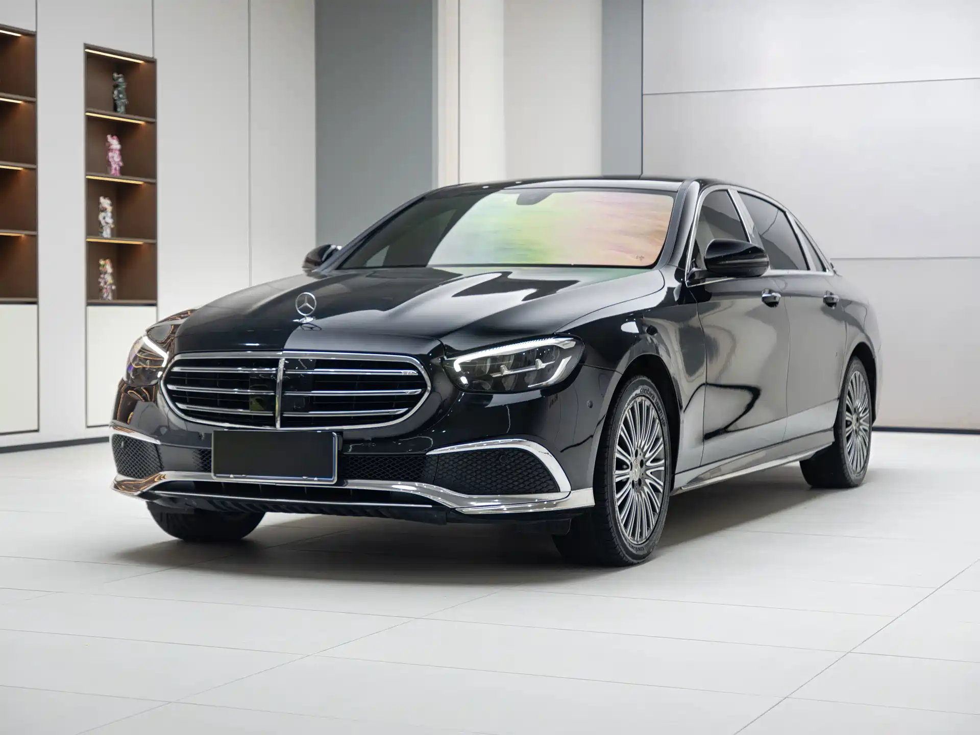 Фото 1 - Mercedes-Benz E-Class