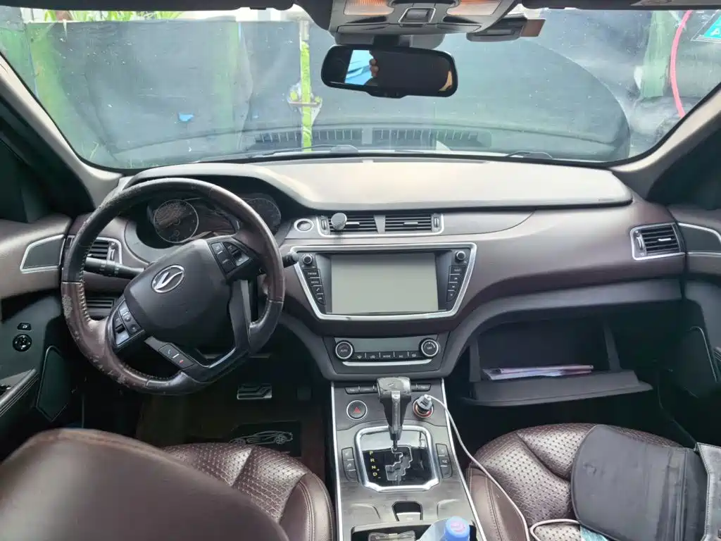 Landwind X7 2016 2015 2.0T Panorama Premium