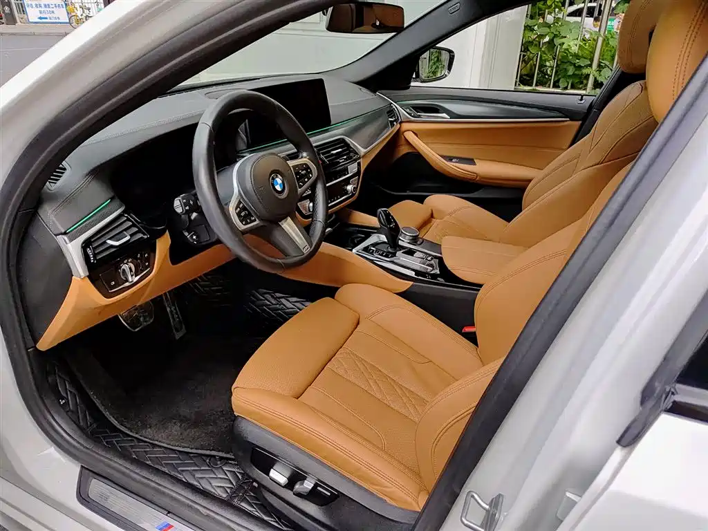 BMW 5 Series (Import) 2022 Model Second Facelift 525i M Sport Package фото 7