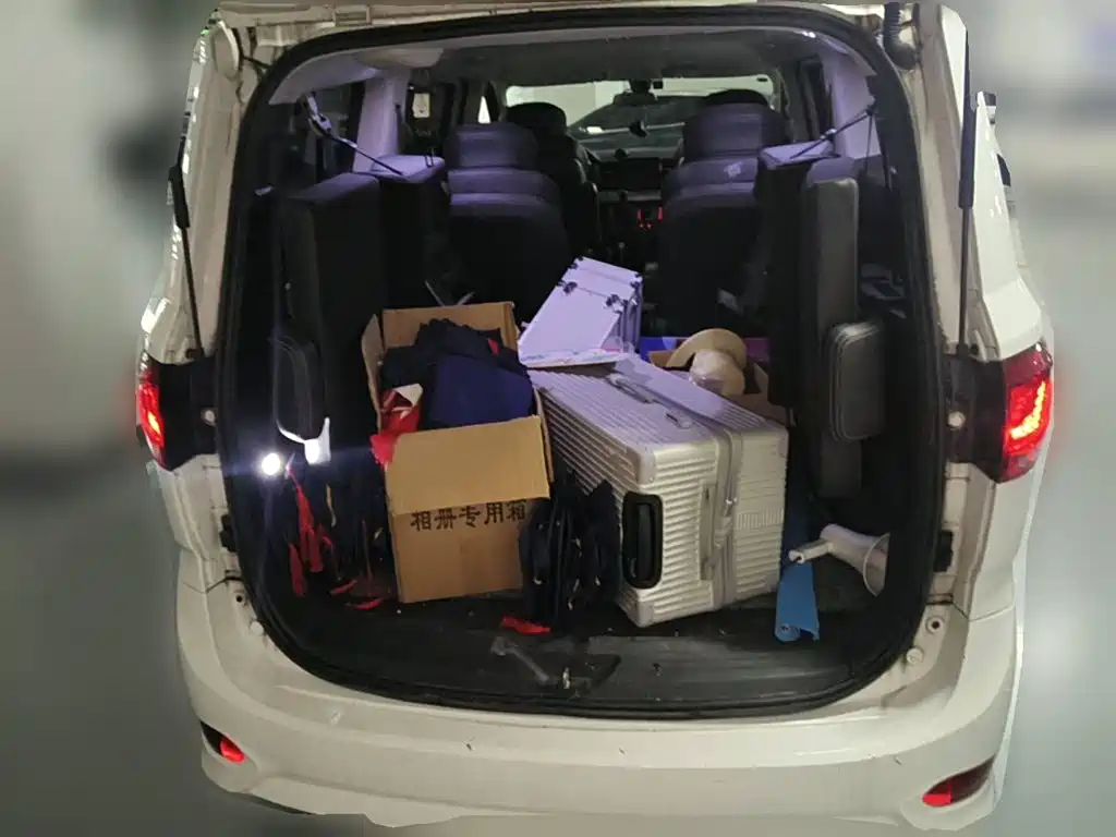 Maxus G10 2024 2023 Facelift 2.0L Manual Multi-Purpose Edition Gasoline 7-Seater