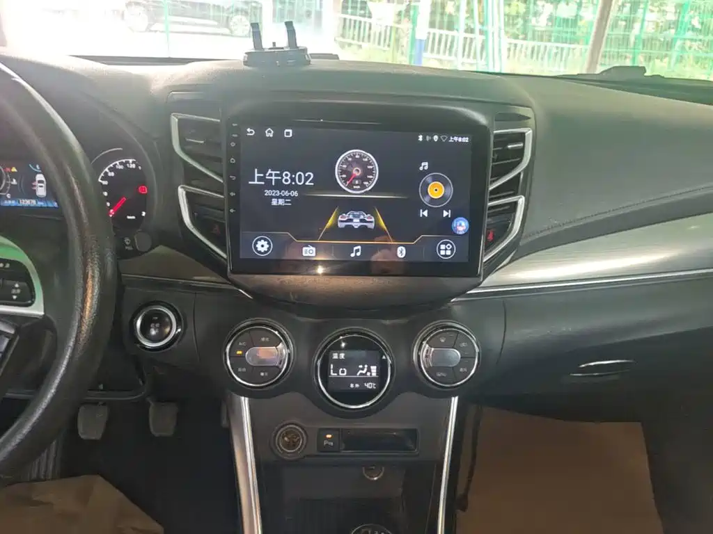 BYD Song 2016 2016 Unrivaled Edition 1.5TI Manual Leading Edition
