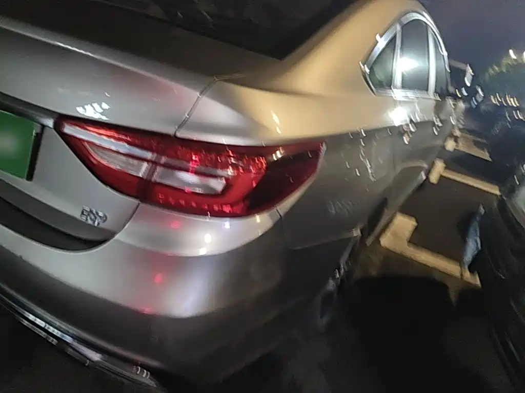 Dongfeng Fengxing Jingyi S50 2017 2017 1.5L Manual Premium