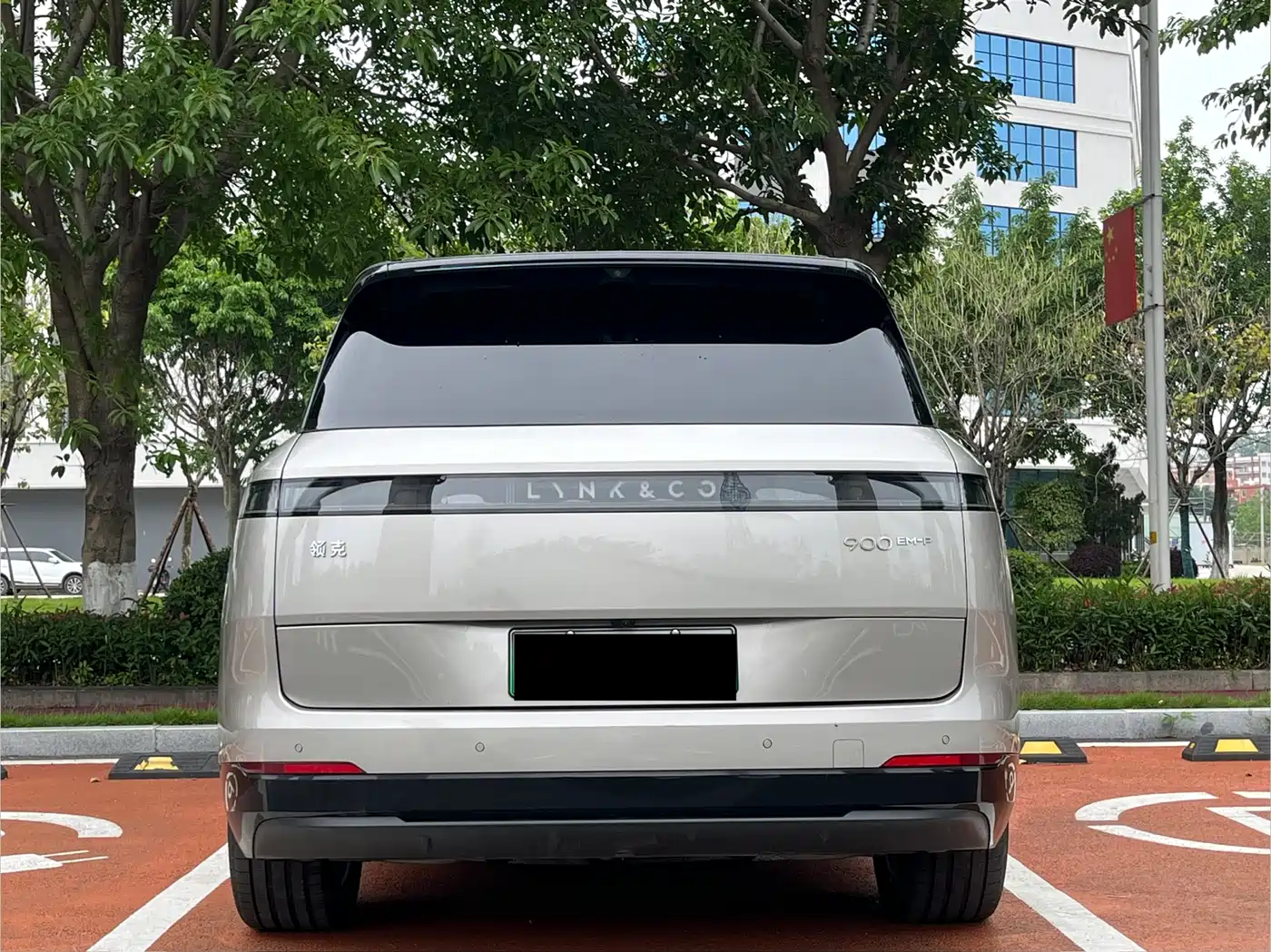 Lynk & Co 900 2025 1.5T Ultra фото 8