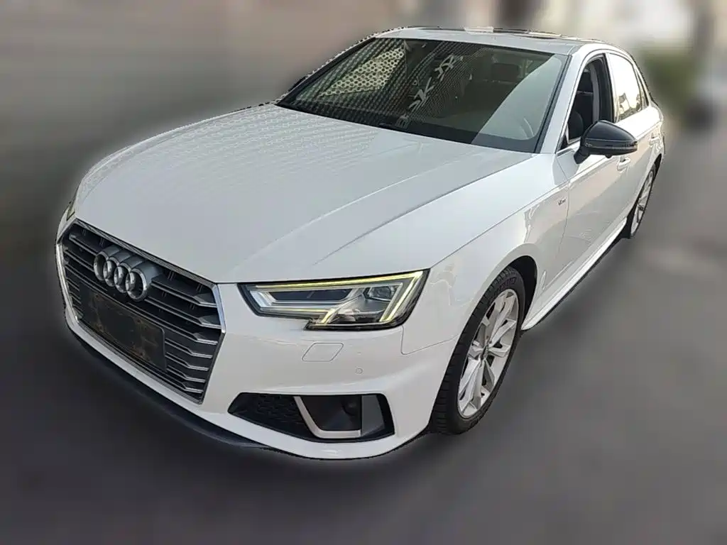 Фото 1 - Audi A4L