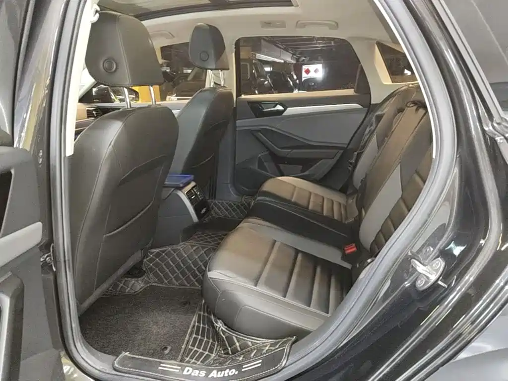 Volkswagen Sagitar, миниатюра 17