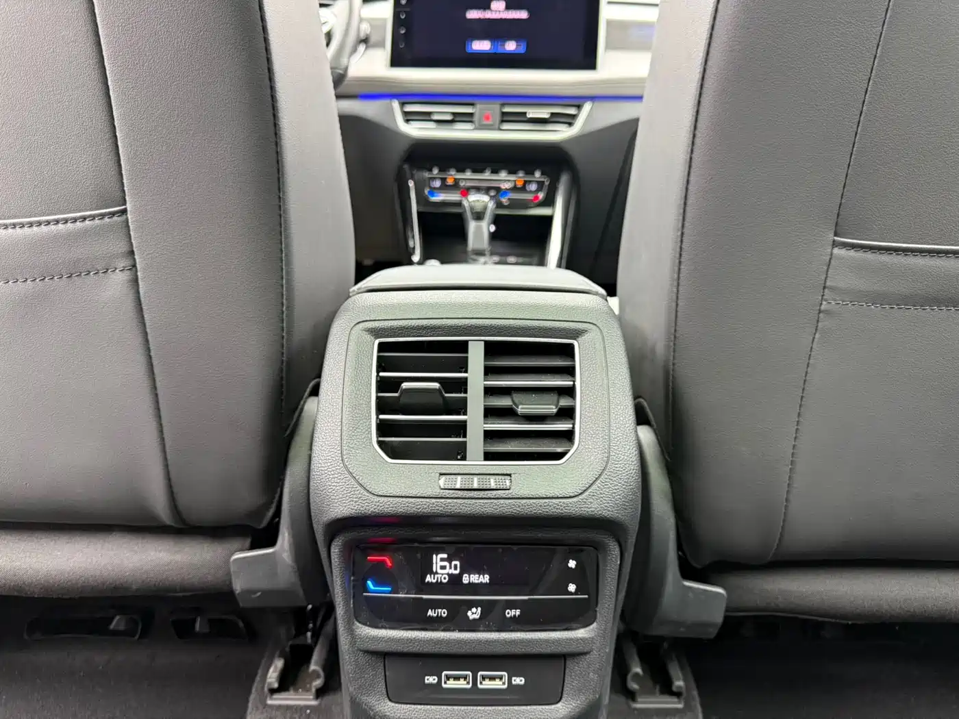 Volkswagen Tayron 2023 380TSI 4WD R-Line Pro Smart Edition фото 19
