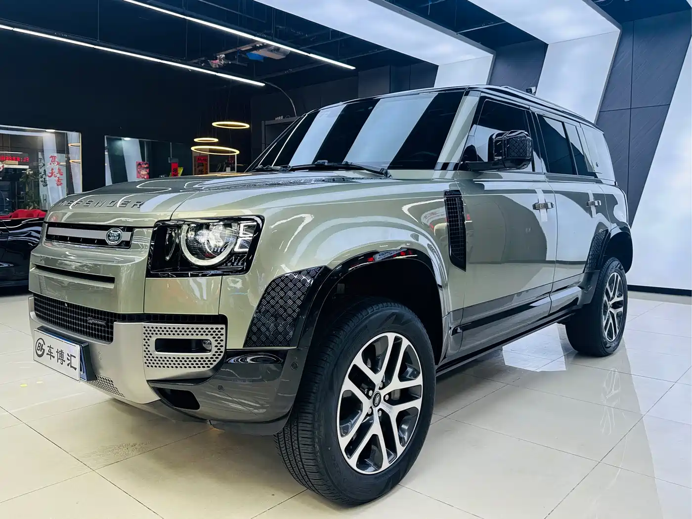 Land Rover Defender 2023 Model 110 3.0T P400 X-DYNAMIC HSE