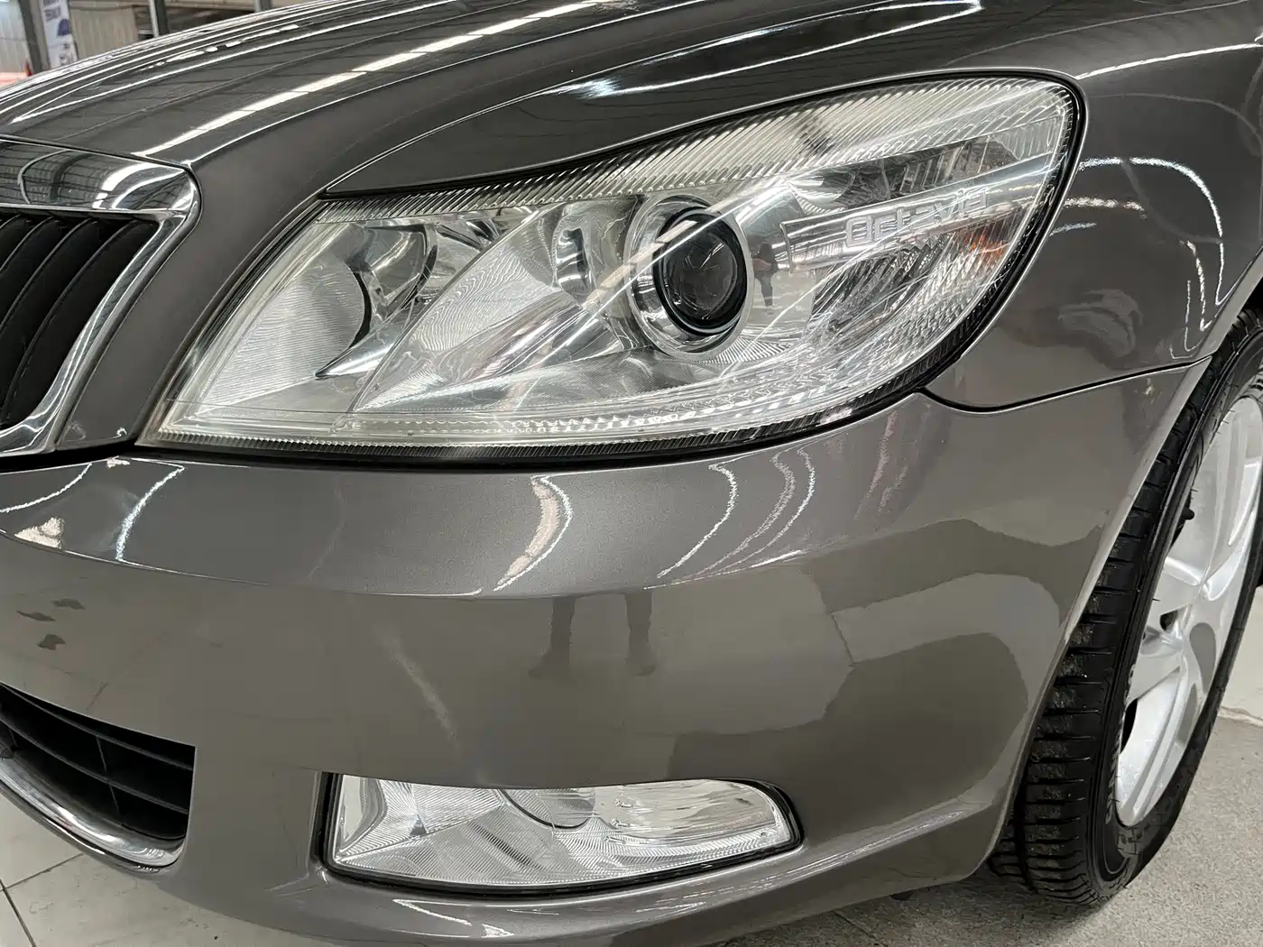 Škoda Octavia 2014 1.6L Auto Yijun Edition фото 4