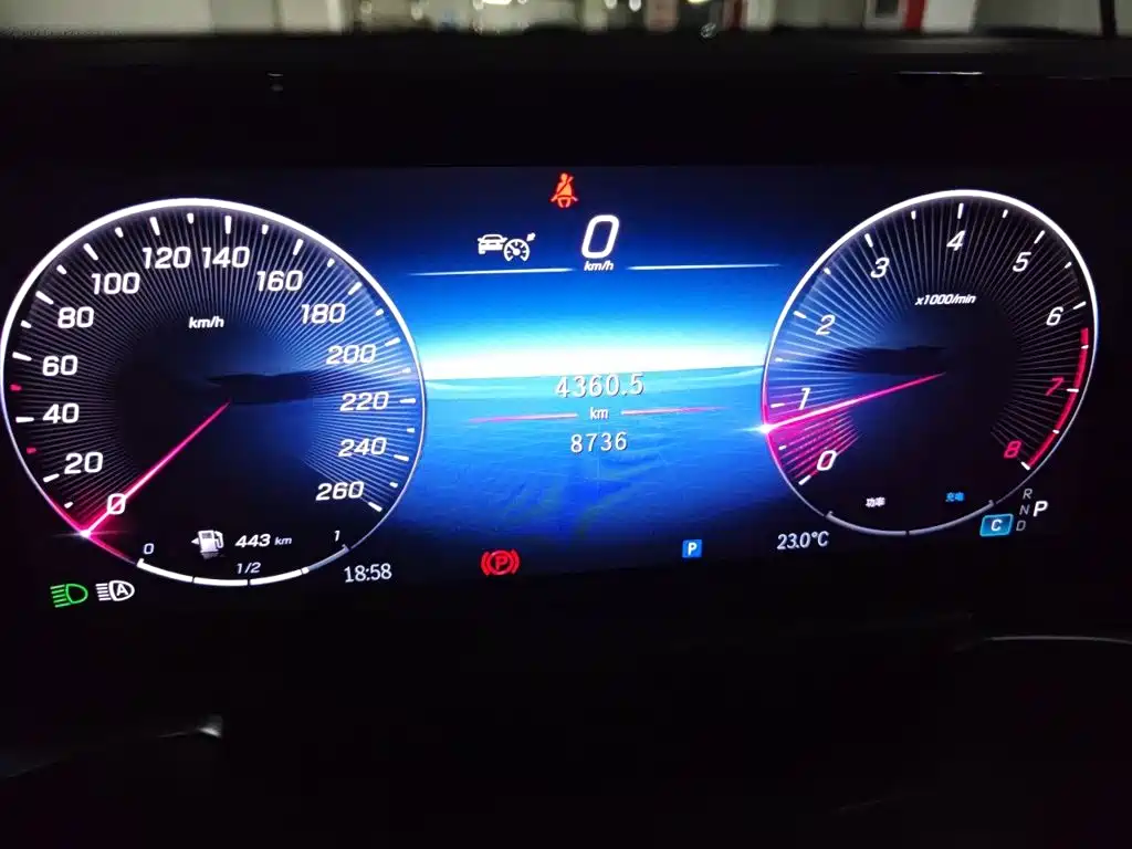 Mercedes-Benz GLB 2025 2024 Facelift GLB 220 Style