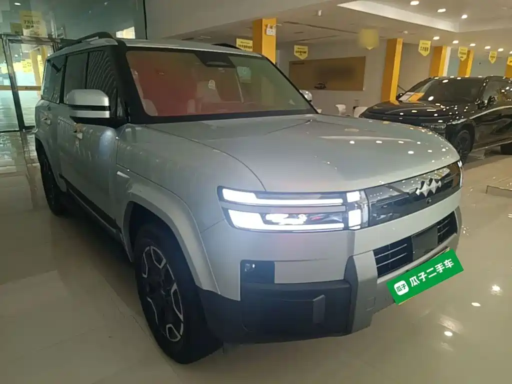 Fang Cheng Bao Titanium 7 2025 2025 200KM Front-Wheel Drive Max Edition