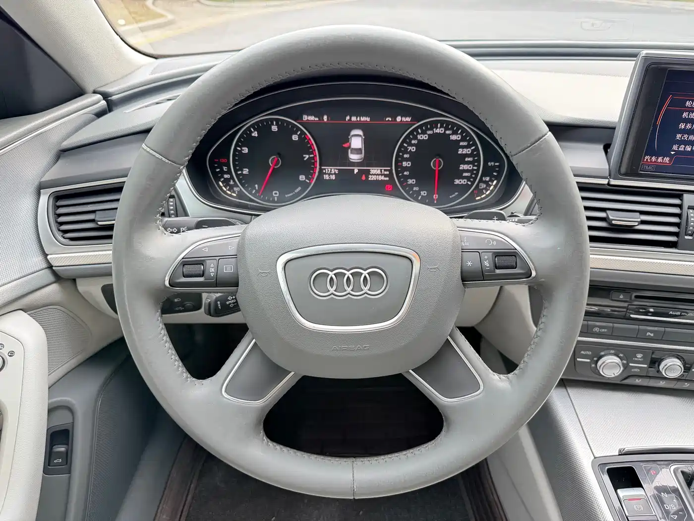 Audi A6L 2012 TFSI Standard фото 18