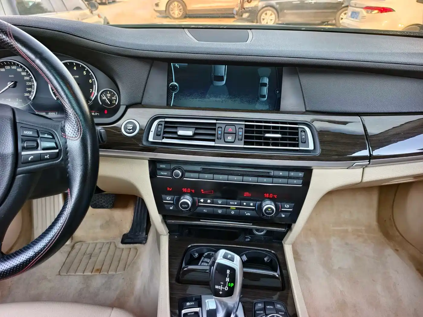 Photo 11 - BMW 7 Series