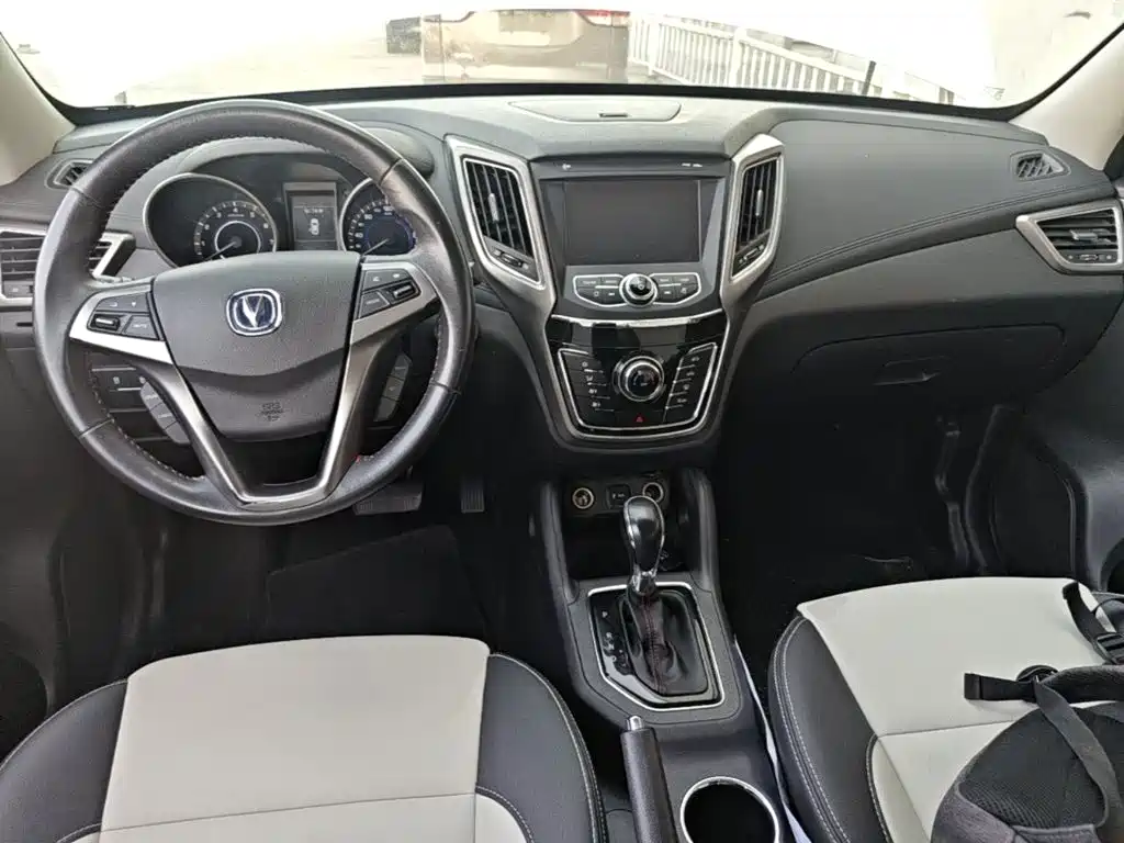 Changan CS35 2018 2017 1.6L Auto Premium
