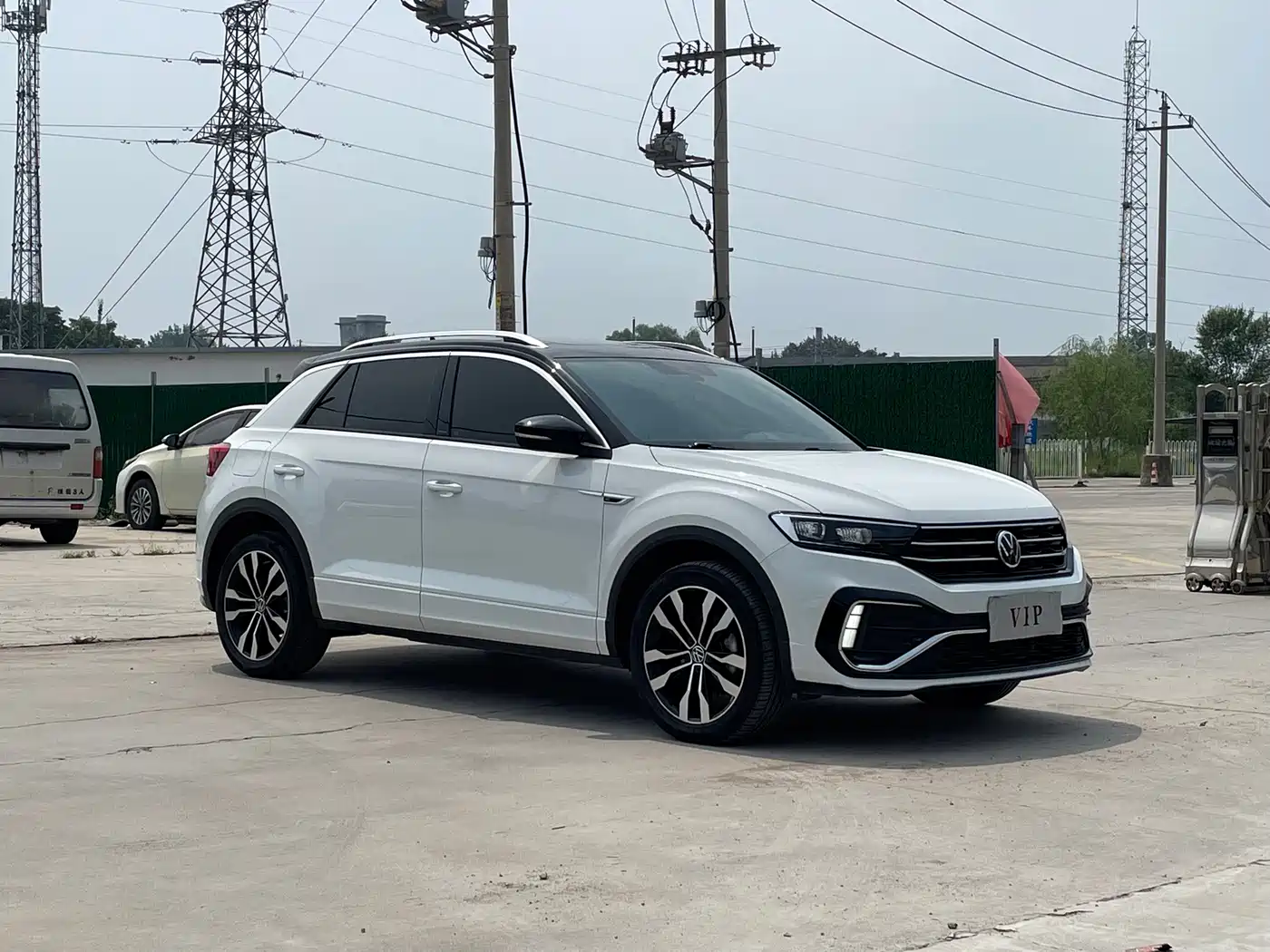 Фото 3 - Volkswagen T-ROC