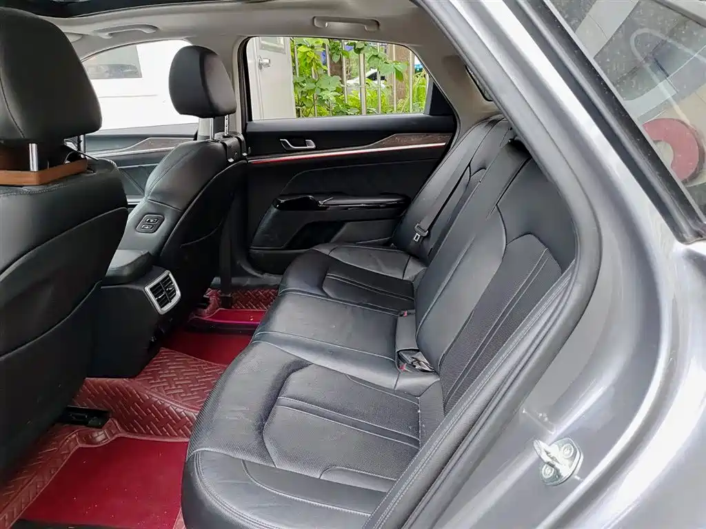 Kia K5 2020 380T GT-Line Premium Tech Version фото 8